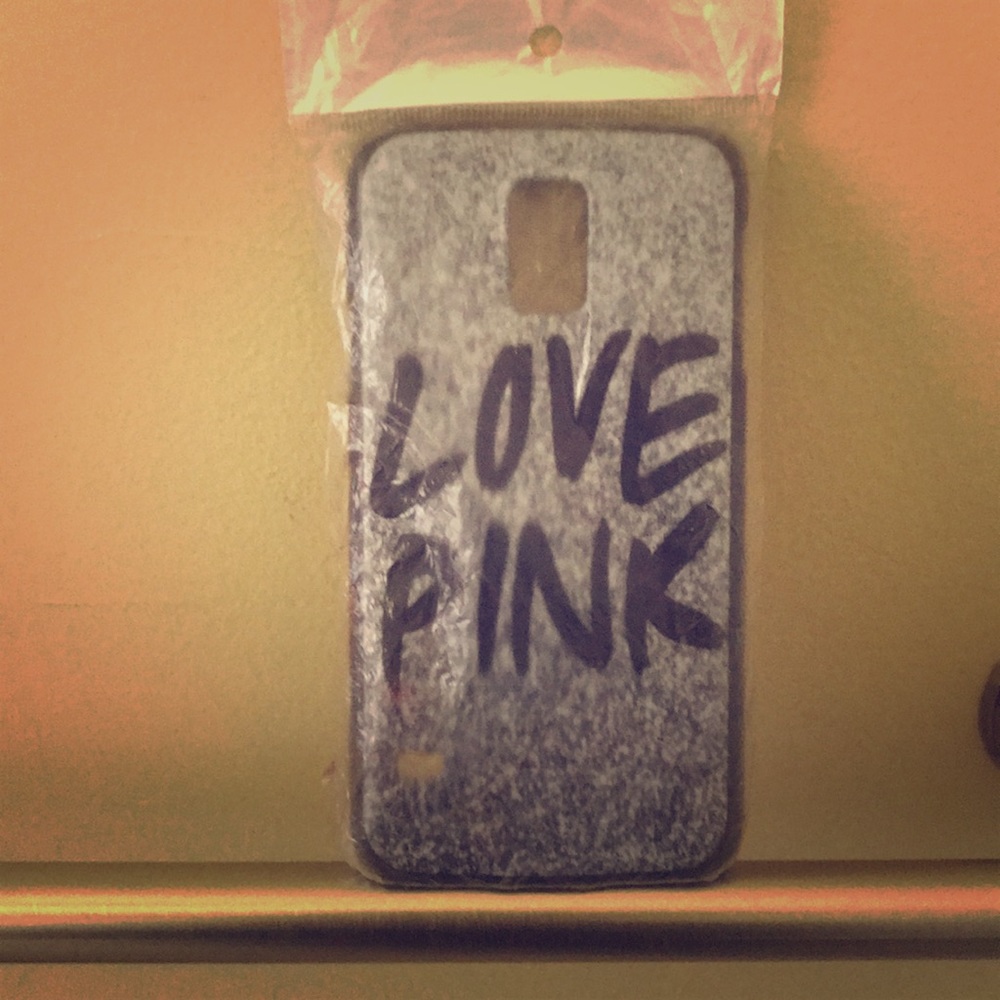 A never been open  Samsung case